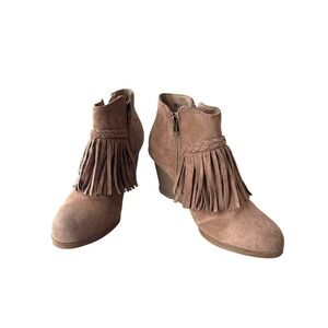 Pierre Dumas Remy Tan Fringe Ankle Boho Boots Wedge Heel Side Zipper Size 8 NWOB